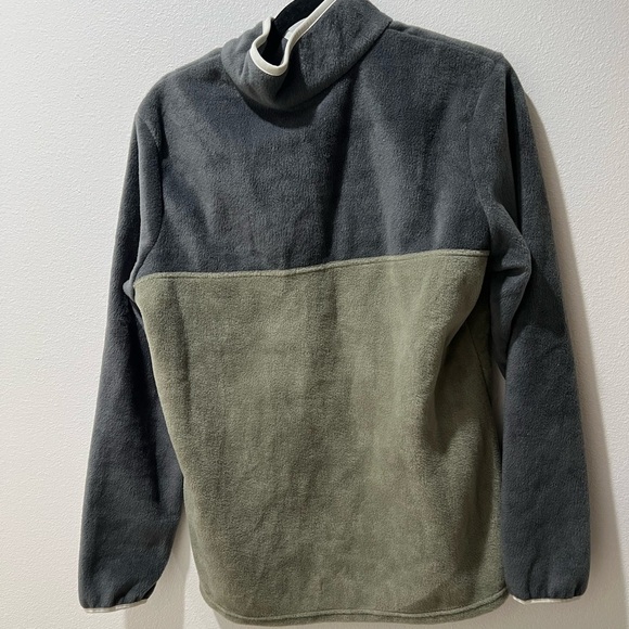 Columbia Men's Steens Mountain Large Half
Snap Fleece Pullover, EUC - Picture 4 of 8